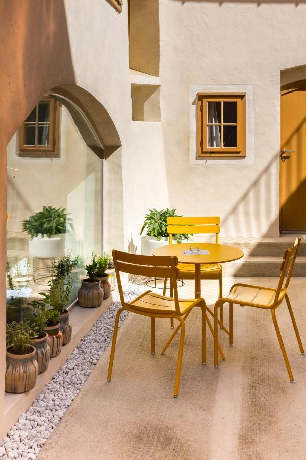 Kai 36 - Hotel Zwischen Fels Und Fluss Graz Luaran gambar A patio