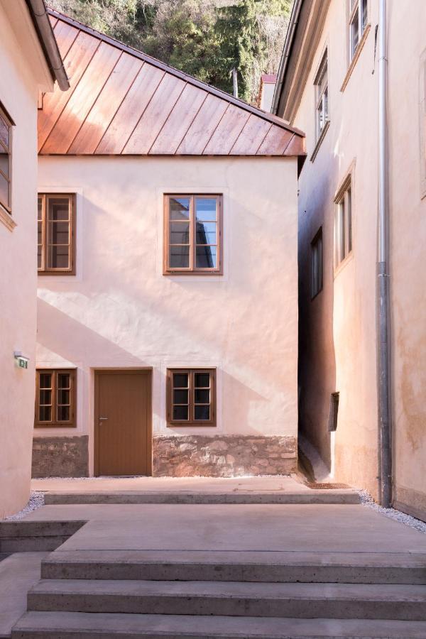 Kai 36 - Hotel Zwischen Fels Und Fluss Graz Luaran gambar The house of the poet in Chania