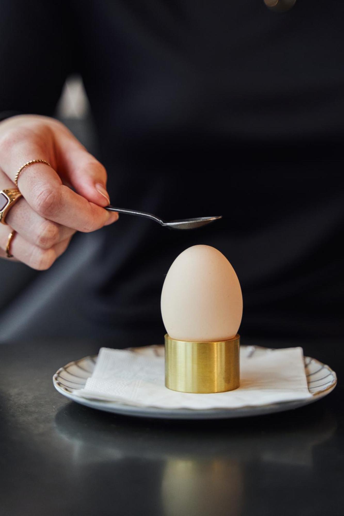 Kai 36 - Hotel Zwischen Fels Und Fluss Graz Luaran gambar A hard-boiled egg